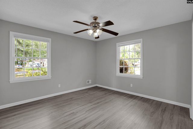 402 Ravenscroft Road, West Columbia, SC 29172