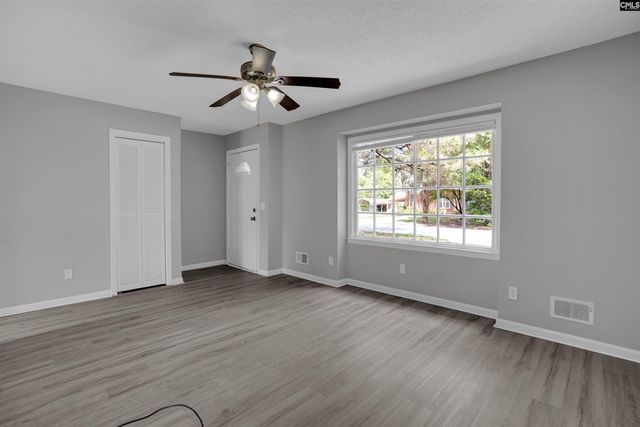 402 Ravenscroft Road, West Columbia, SC 29172