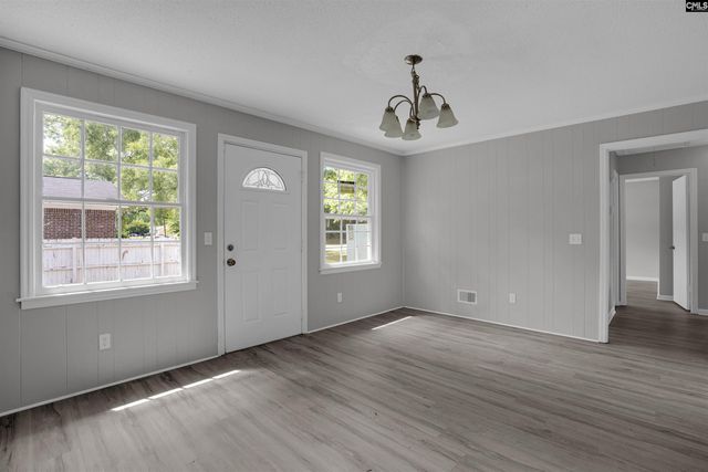 402 Ravenscroft Road, West Columbia, SC 29172
