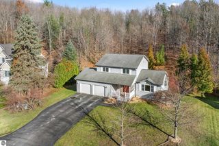 3616 Woodside Drive, Traverse City, MI 49684