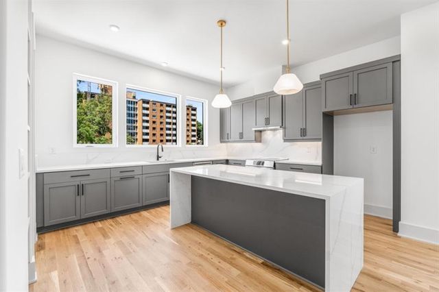 404 Linden Avenue NE 17, Atlanta, GA 30308