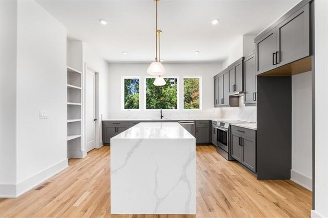 404 Linden Avenue NE 17, Atlanta, GA 30308