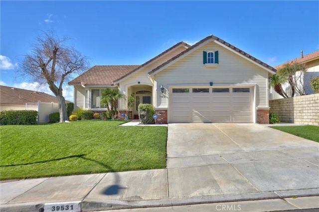 39531 Sierra Madre, Murrieta, CA 92563