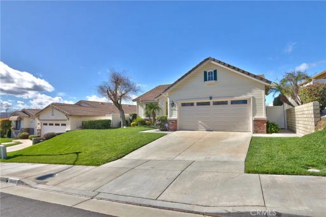 39531 Sierra Madre, Murrieta, CA 92563