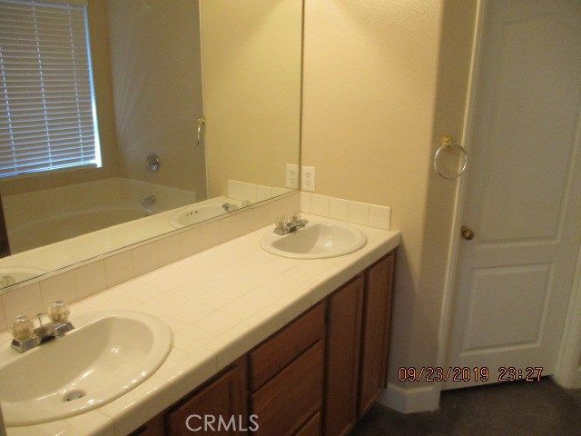 1809 Rue Chenin Blanc, San Jacinto, CA 92583