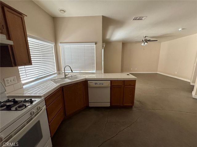 1809 Rue Chenin Blanc, San Jacinto, CA 92583