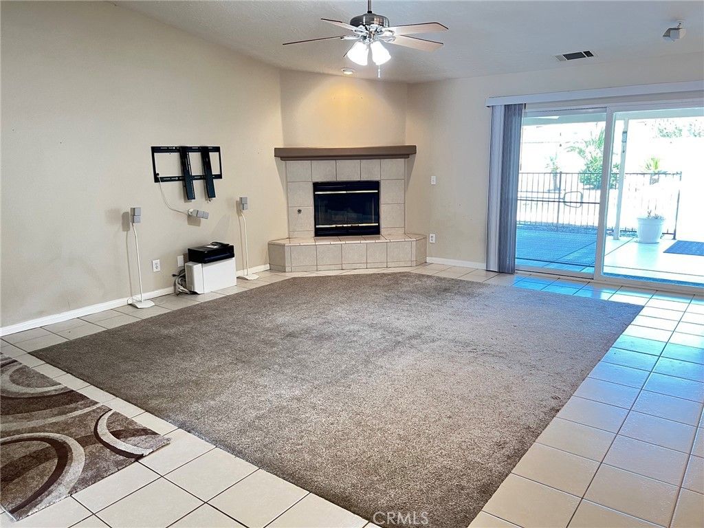 Image 19 of property listing at 7692 Calpella, Hesperia, CA 92345