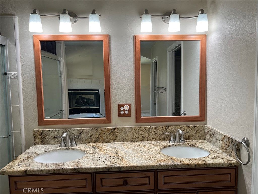 Image 35 of property listing at 7692 Calpella, Hesperia, CA 92345