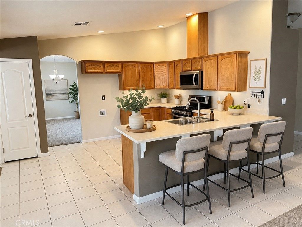 Image 4 of property listing at 7692 Calpella, Hesperia, CA 92345