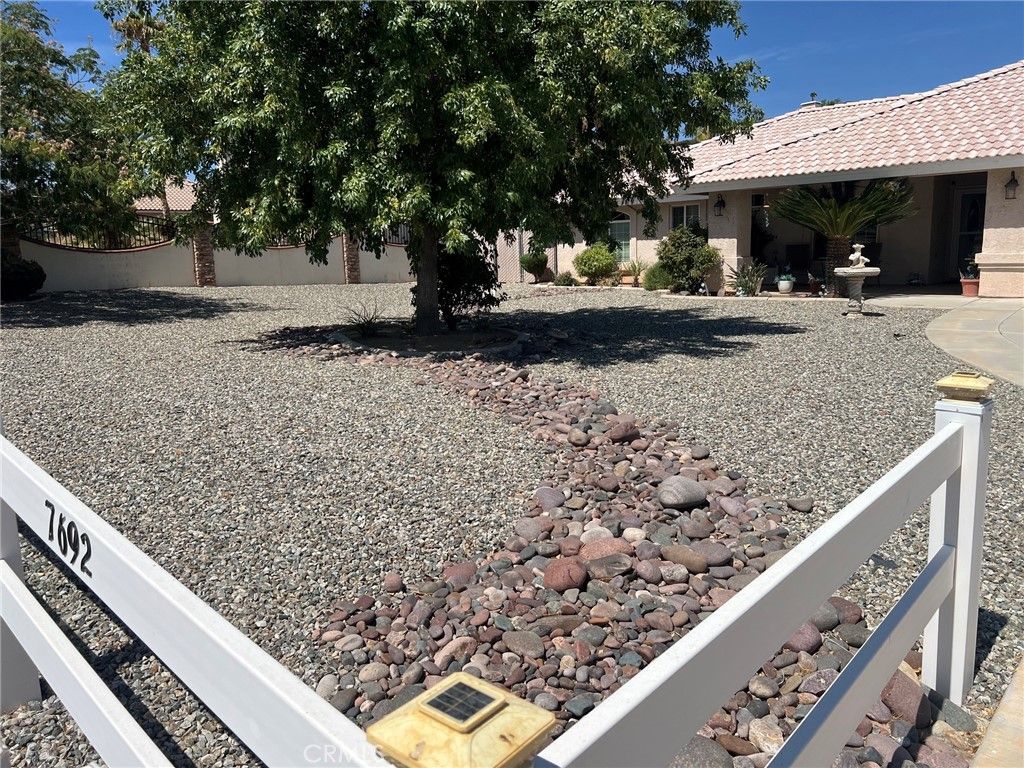 Image 40 of property listing at 7692 Calpella, Hesperia, CA 92345