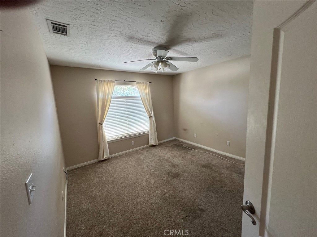 Image 61 of property listing at 7692 Calpella, Hesperia, CA 92345