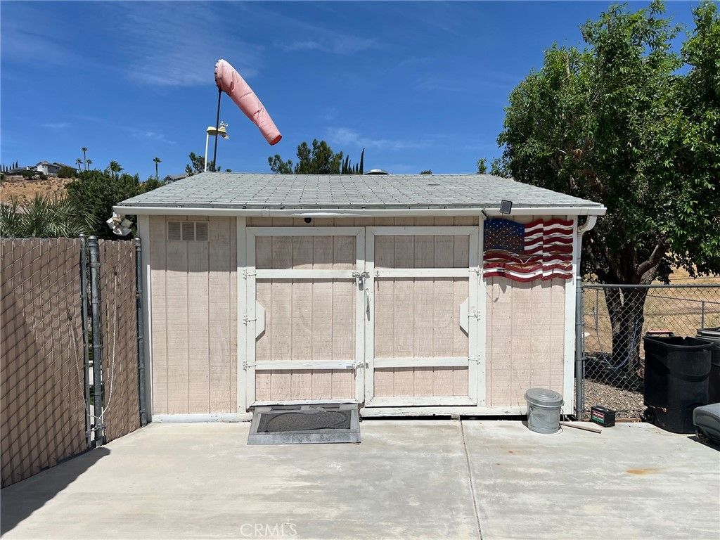 Image 65 of property listing at 7692 Calpella, Hesperia, CA 92345
