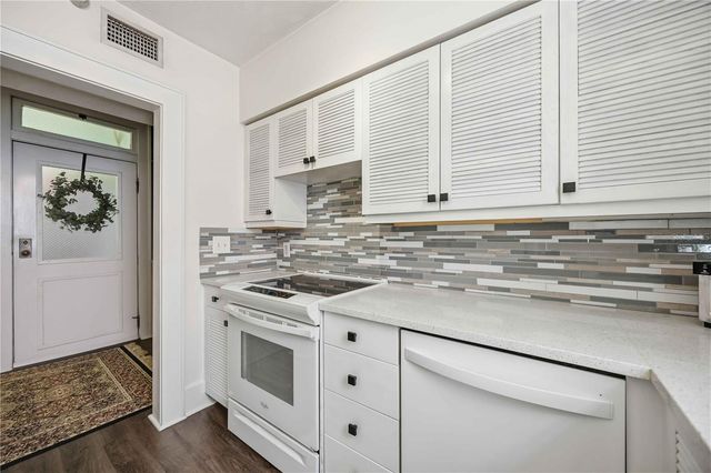 1221 N PALM AVENUE 203, Sarasota, FL 34236