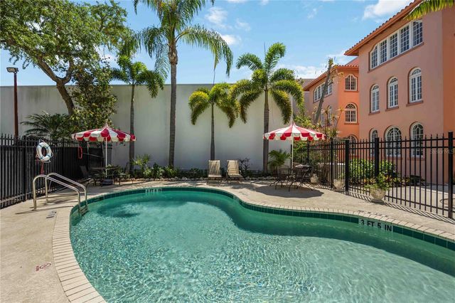 1221 N PALM AVENUE 203, Sarasota, FL 34236