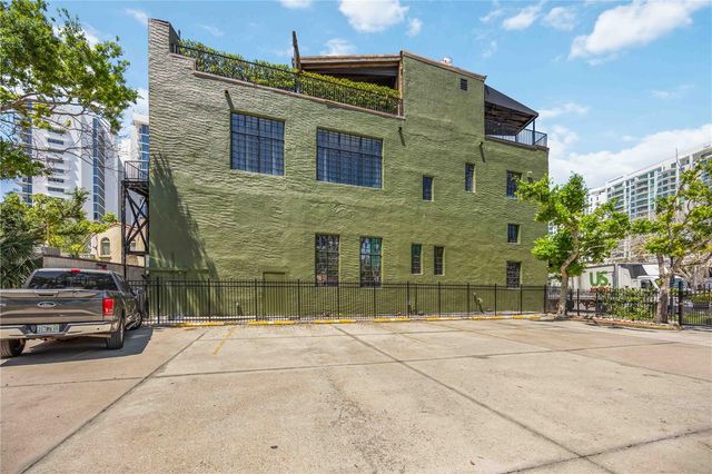 1221 N PALM AVENUE 203, Sarasota, FL 34236