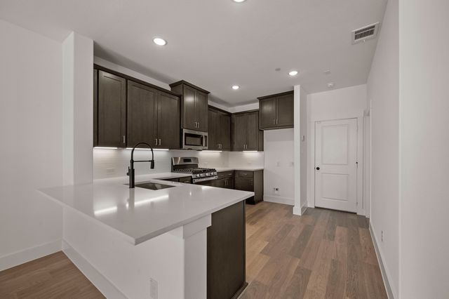 1404 Solterra Boulevard, Mesquite, TX 75180