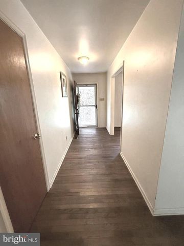 46 SUNSET VIEW DR, Glen Mills, PA 19342