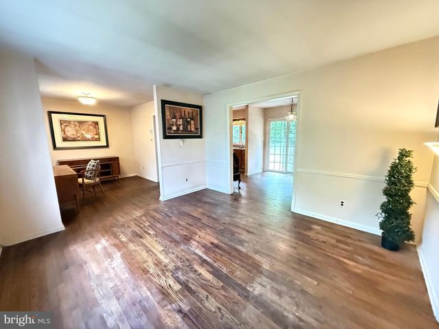 46 SUNSET VIEW DR, Glen Mills, PA 19342