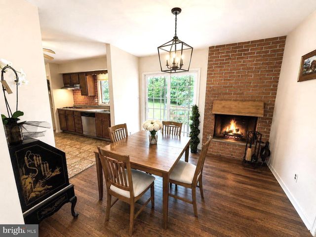 46 SUNSET VIEW DR, Glen Mills, PA 19342