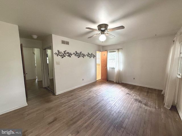 46 SUNSET VIEW DR, Glen Mills, PA 19342