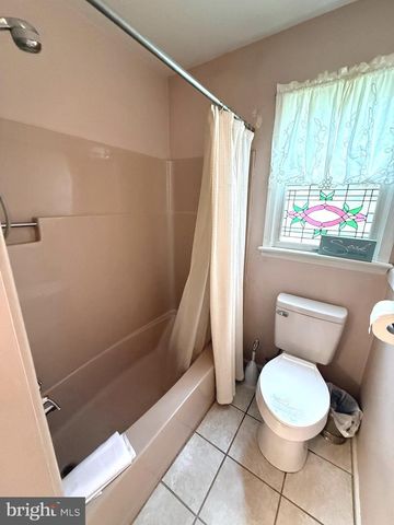 46 SUNSET VIEW DR, Glen Mills, PA 19342