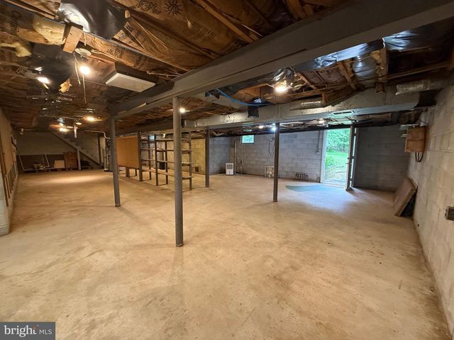 46 SUNSET VIEW DR, Glen Mills, PA 19342