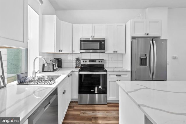 715 N 4TH ST, Philadelphia, PA 19123