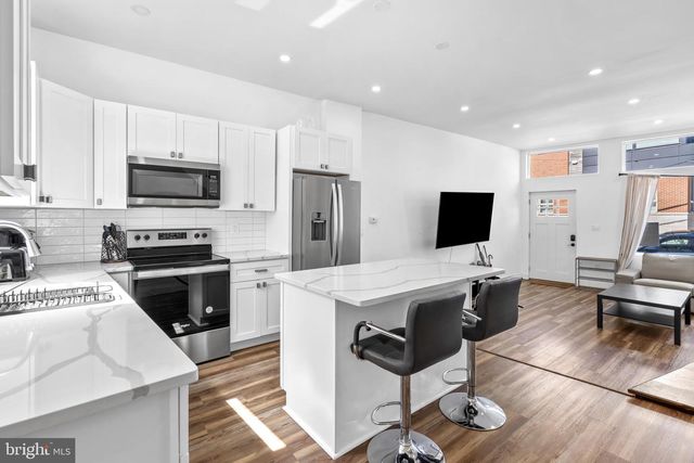 715 N 4TH ST, Philadelphia, PA 19123