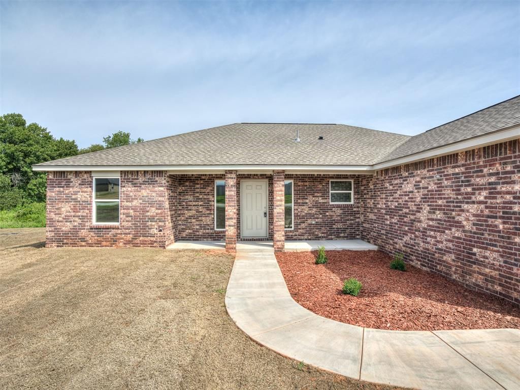 29192 Osage Hills Drive, Mcloud, OK 74851