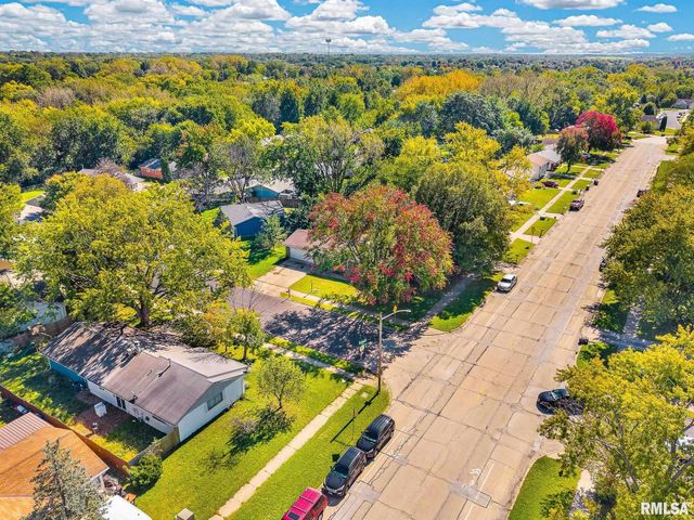 5839 N ANDOVER Court, Peoria, IL 61615