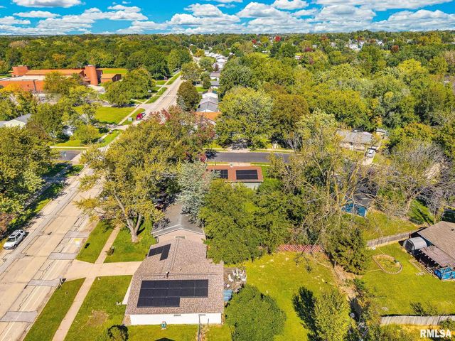 5839 N ANDOVER Court, Peoria, IL 61615