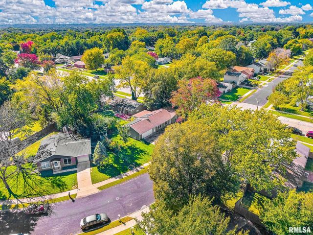 5839 N ANDOVER Court, Peoria, IL 61615