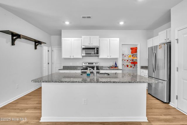 1524 Pleasant Hollow Court SE, Bolivia, NC 28422