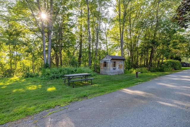 189 Littleton Rd 10, Chelmsford, MA 01824