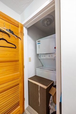 189 Littleton Rd 10, Chelmsford, MA 01824