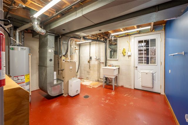 14 Easy St, Latrobe, PA 15650