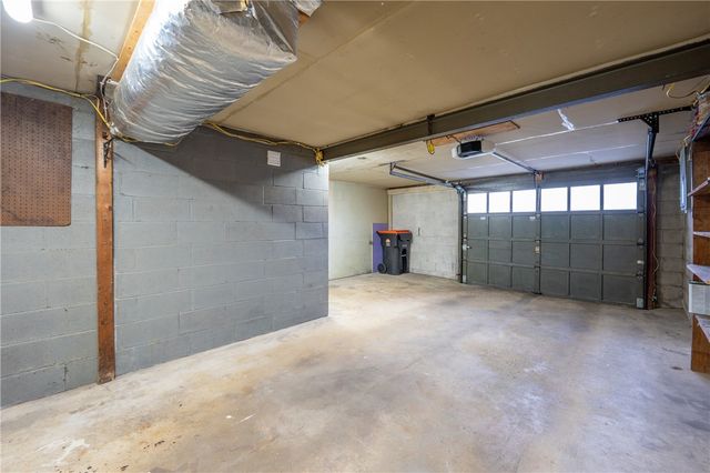 14 Easy St, Latrobe, PA 15650