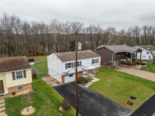14 Easy St, Latrobe, PA 15650