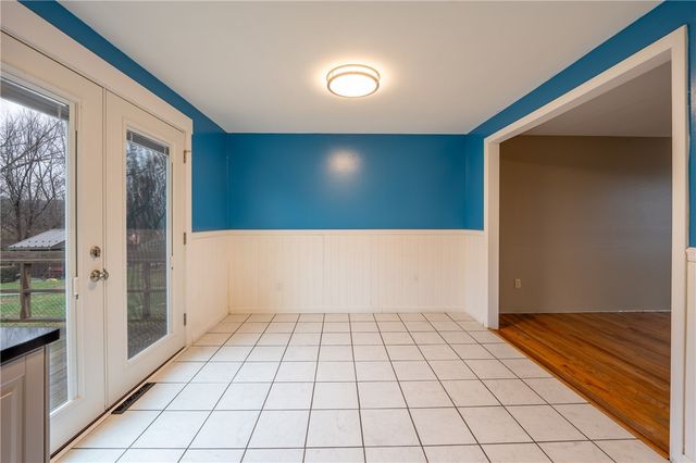 14 Easy St, Latrobe, PA 15650