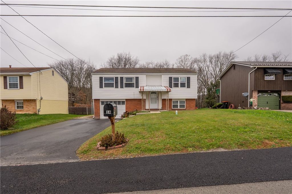14 Easy St, Latrobe, PA 15650
