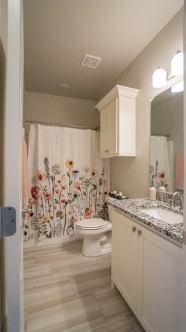 5603 Lakewood Drive, Rogers, AR 72758