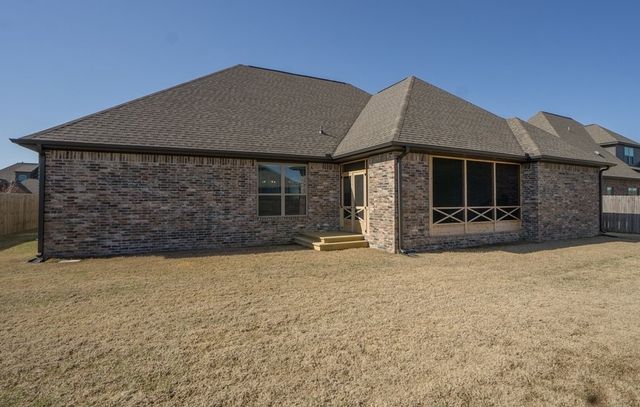 5603 Lakewood Drive, Rogers, AR 72758