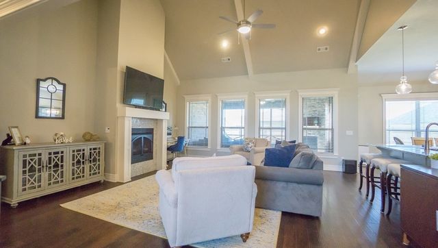 5603 Lakewood Drive, Rogers, AR 72758