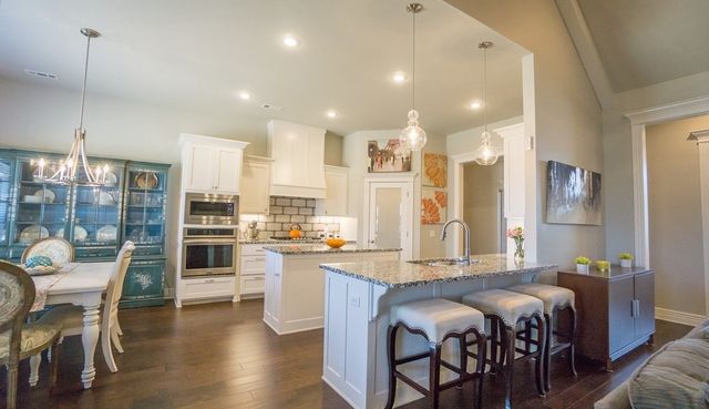 5603 Lakewood Drive, Rogers, AR 72758