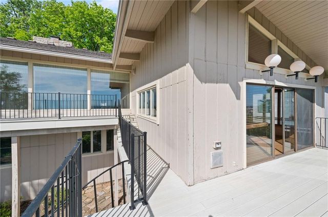 3630 N Briarcliff Road, Kansas City, MO 64116