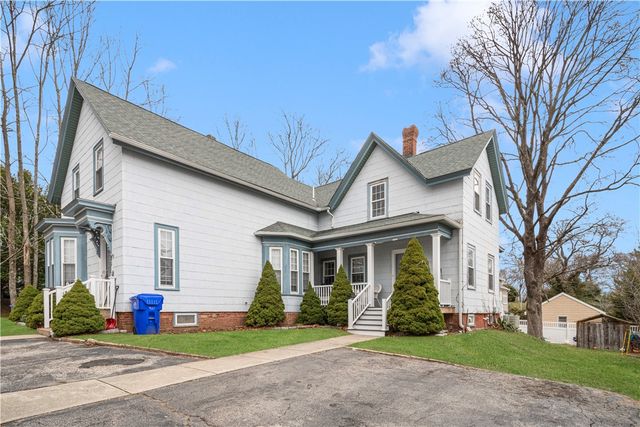 21 Woodside Avenue, West Warwick, RI 02893