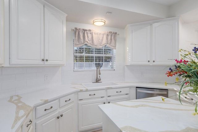 101 Southern Trace, Lufkin, TX 75901