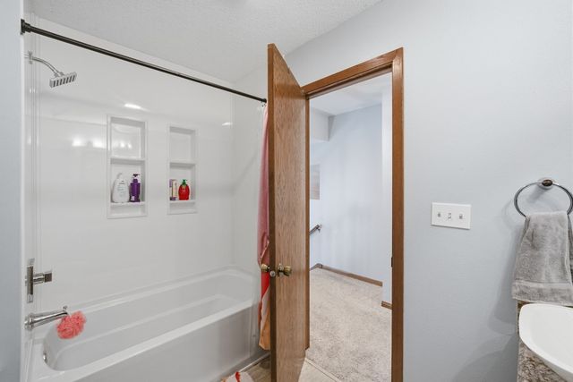 417 NW Greenwood Street, Ankeny, IA 50023