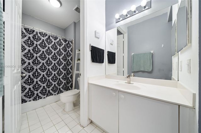 4217 NE 22nd Dr, Homestead, FL 33033