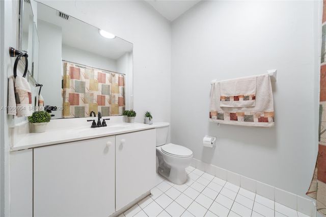 4217 NE 22nd Dr, Homestead, FL 33033